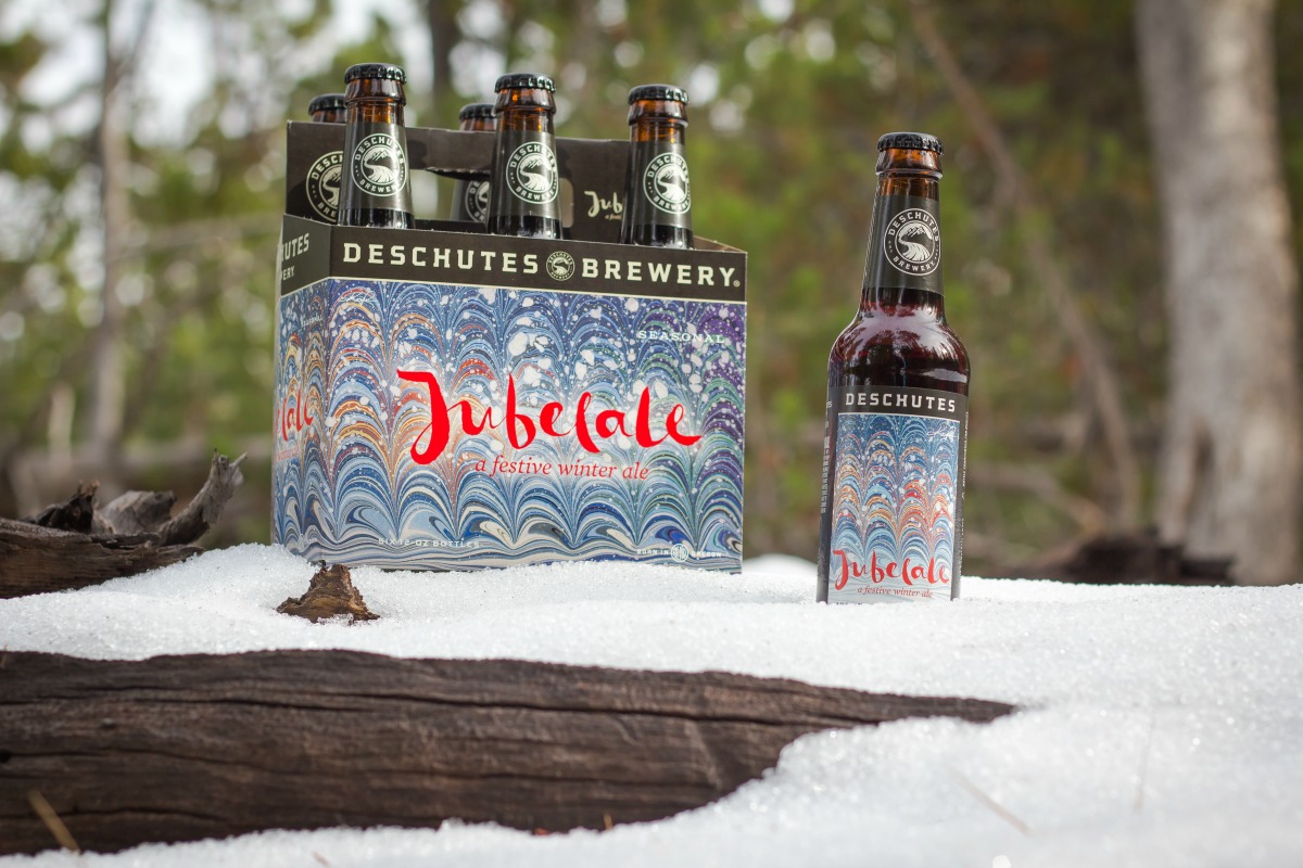 six pack of Jubelale in snow
