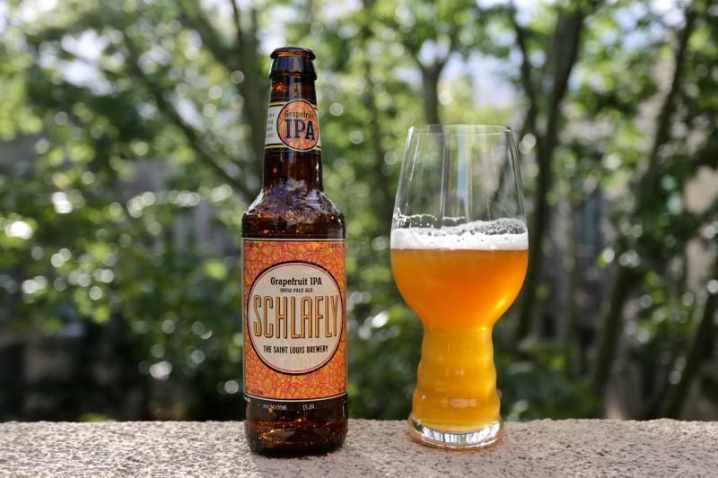 Valentine's Schlafly Grapefruit IPA dry-hopped IPA notable for its bold flavor, tart characteristics, and approachable hoppiness